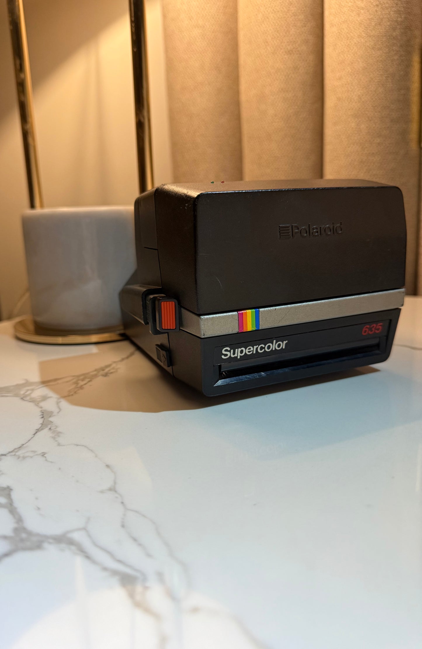 للبيع كاميرا من شركة POLAROID