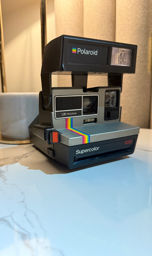 للبيع كاميرا من شركة POLAROID